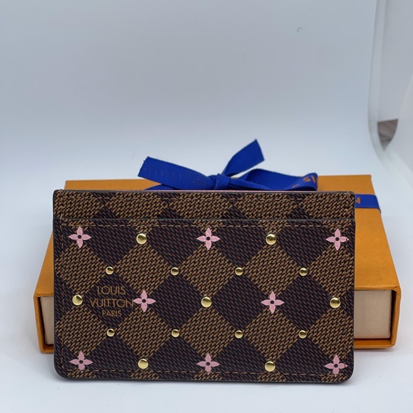 Louis Vuitton Card Holder - Picture 9 of 9
